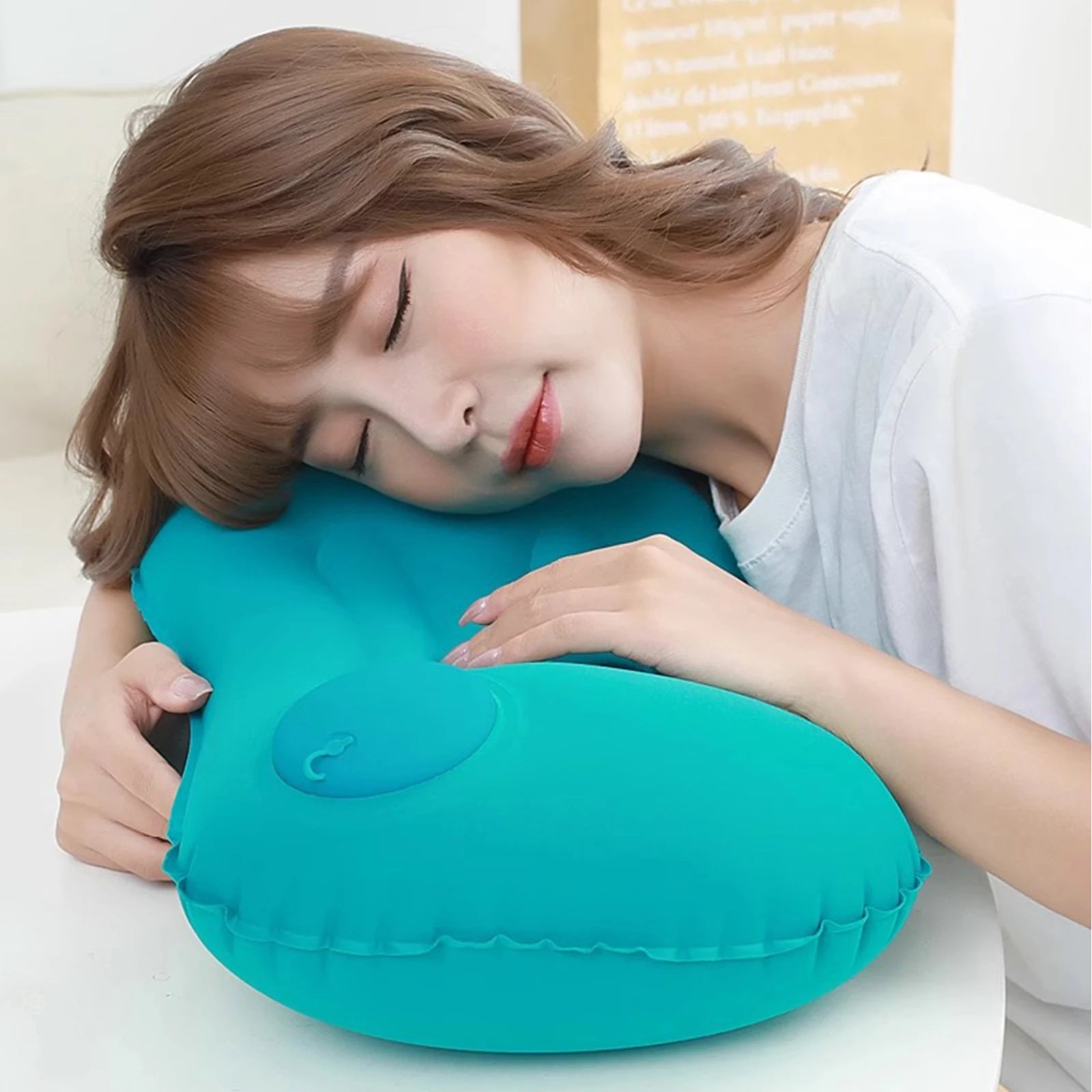 Portable Comfortable Inflatable Pillow, Camping Pillow, Pool Pillow, Ultra Soft Car Pillow for Neck and Lumbar Support